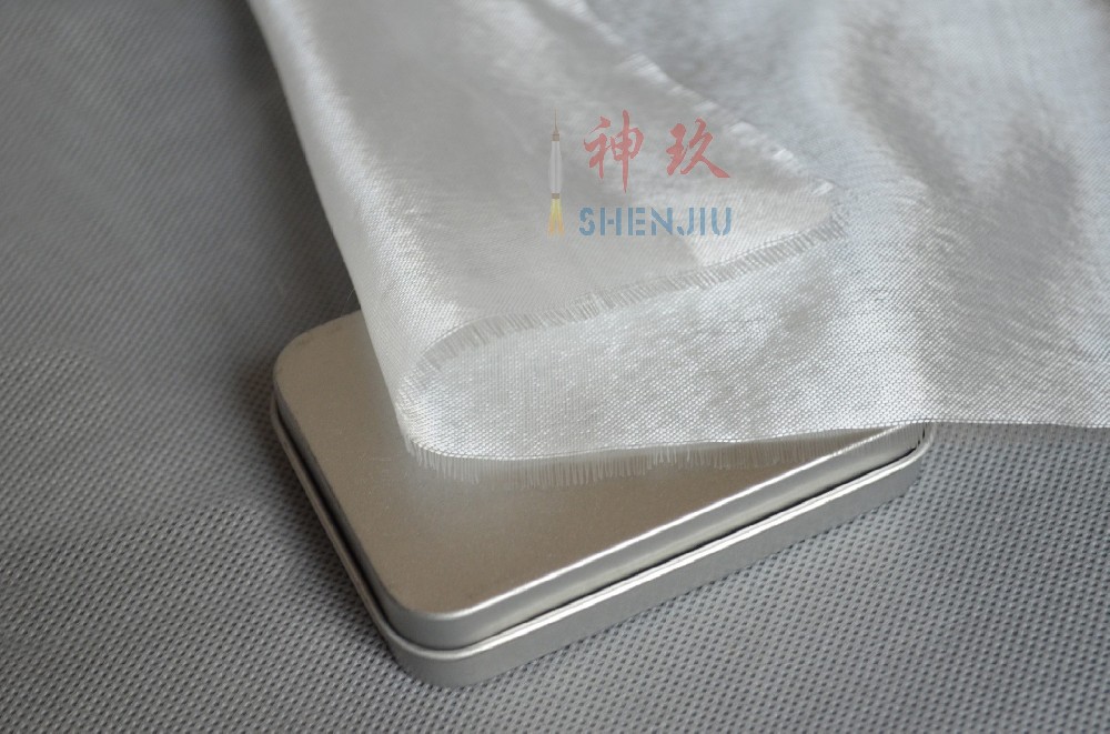 石英纖維和玻璃纖維有什么不同？