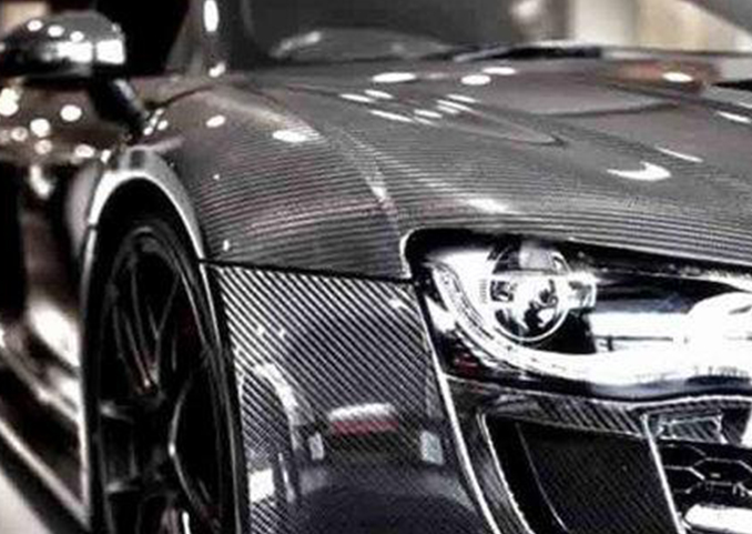 碳纖維汽車.jpg